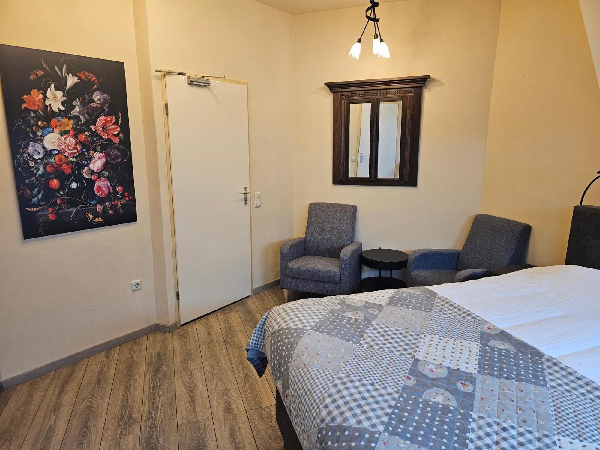 Hotel Le Bonheur Eijsden Bagian luar foto