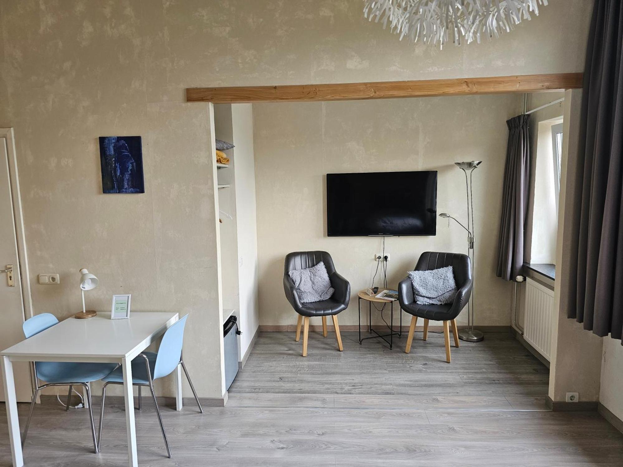 Hotel Le Bonheur Eijsden Bagian luar foto